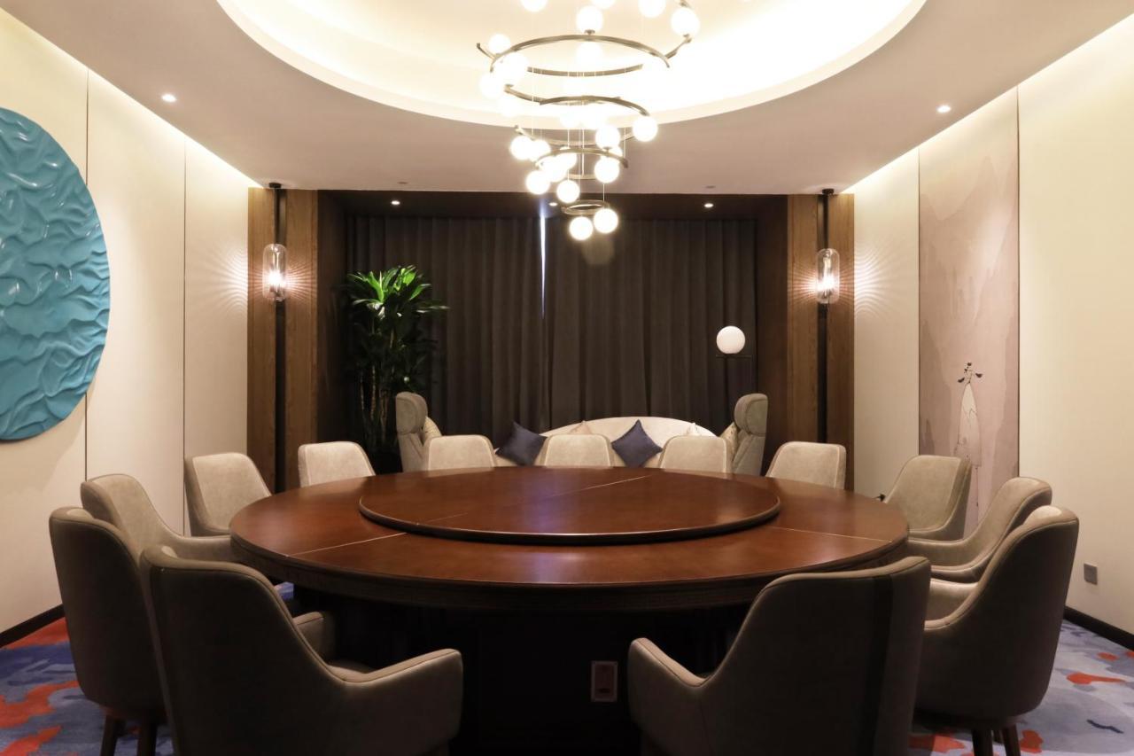 Metropark Hotel Hongqiao Shanghai Esterno foto